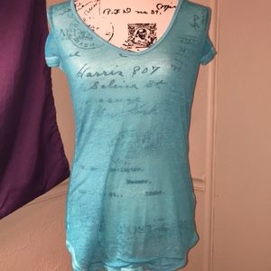 Mudd v neck size xs long!